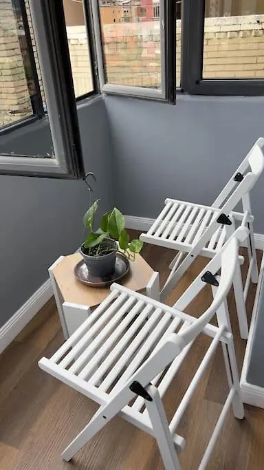 Bee Apartment 3-City Center Retreat Tirana